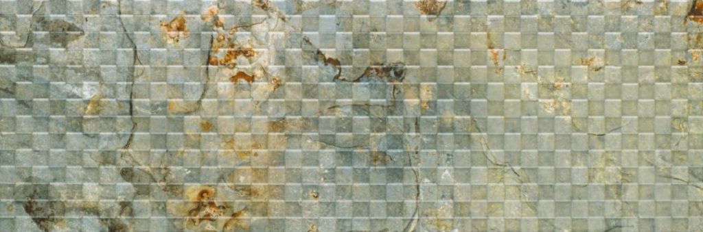 Detalj reljefne mat površine Ego Dark Beige Mosaic 2 30x90cm Emigres Ceramica – bež krem nijansa sa mozaik rasporedom kamenih fragmenata